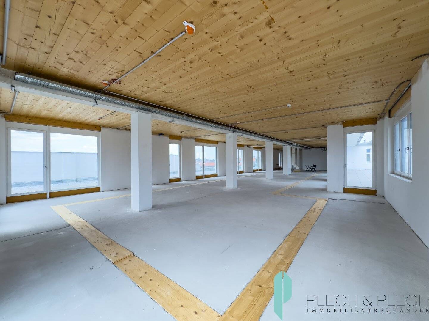 First occupancy and customizable - Modern office space with terrace and air conditioning in the attic - Office 01