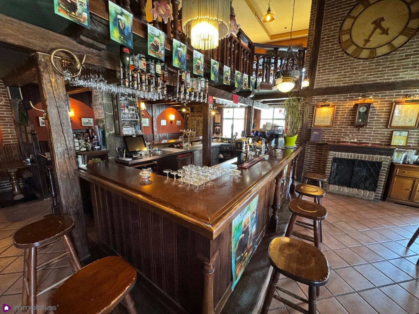 Successfully operated beer pub in top condition for immediate takeover