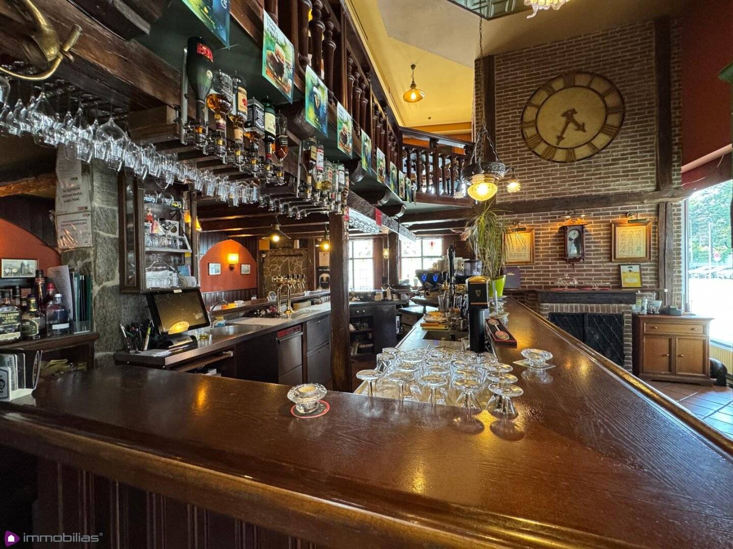 Successfully operated beer pub in top condition for immediate takeover