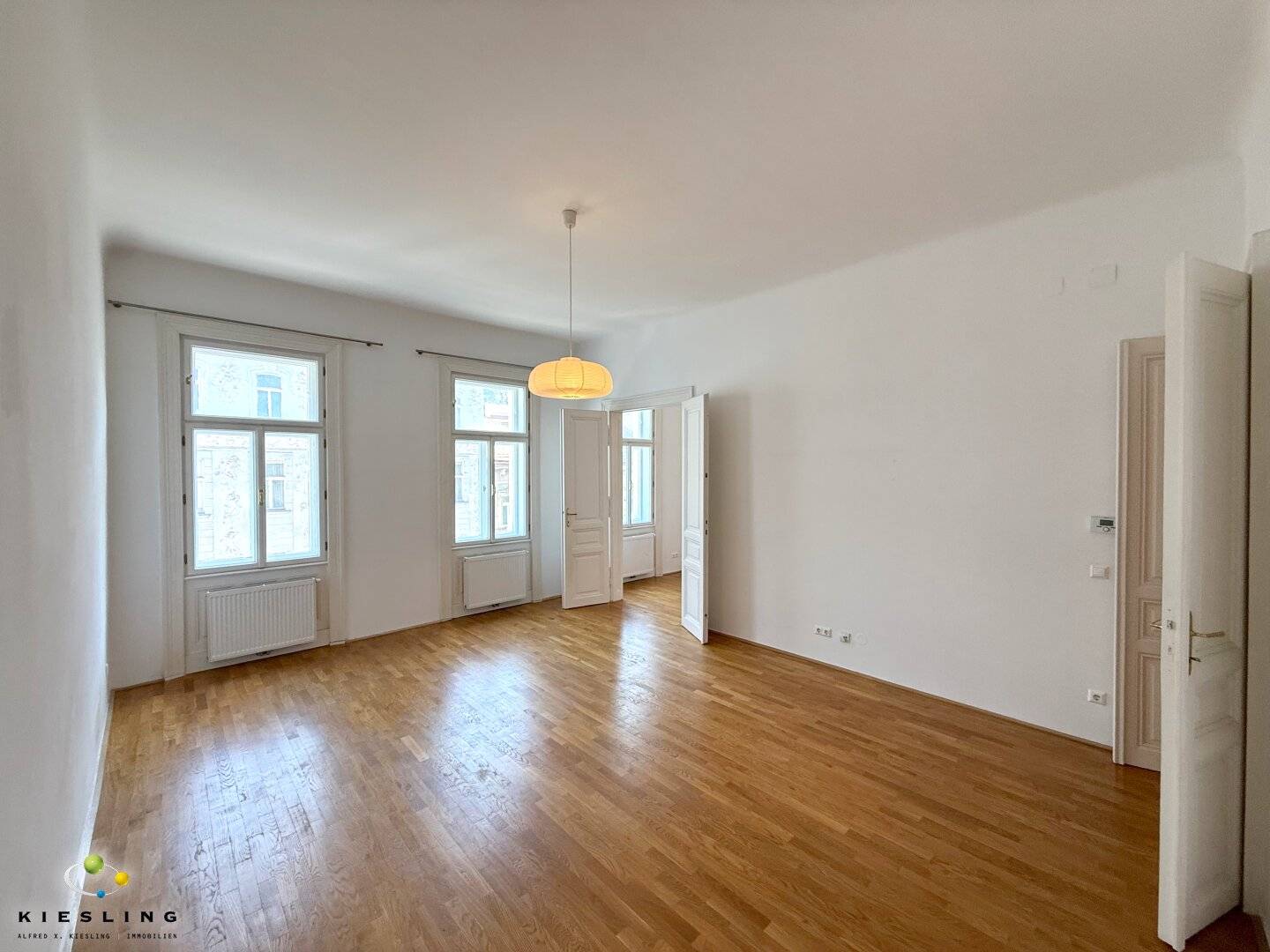 MOVE IN AND FEEL AT HOME! 2-room apartment with fully equipped kitchen and storage room Top connection: Near MuseumsQuartier, only 8 minutes walk to the subway