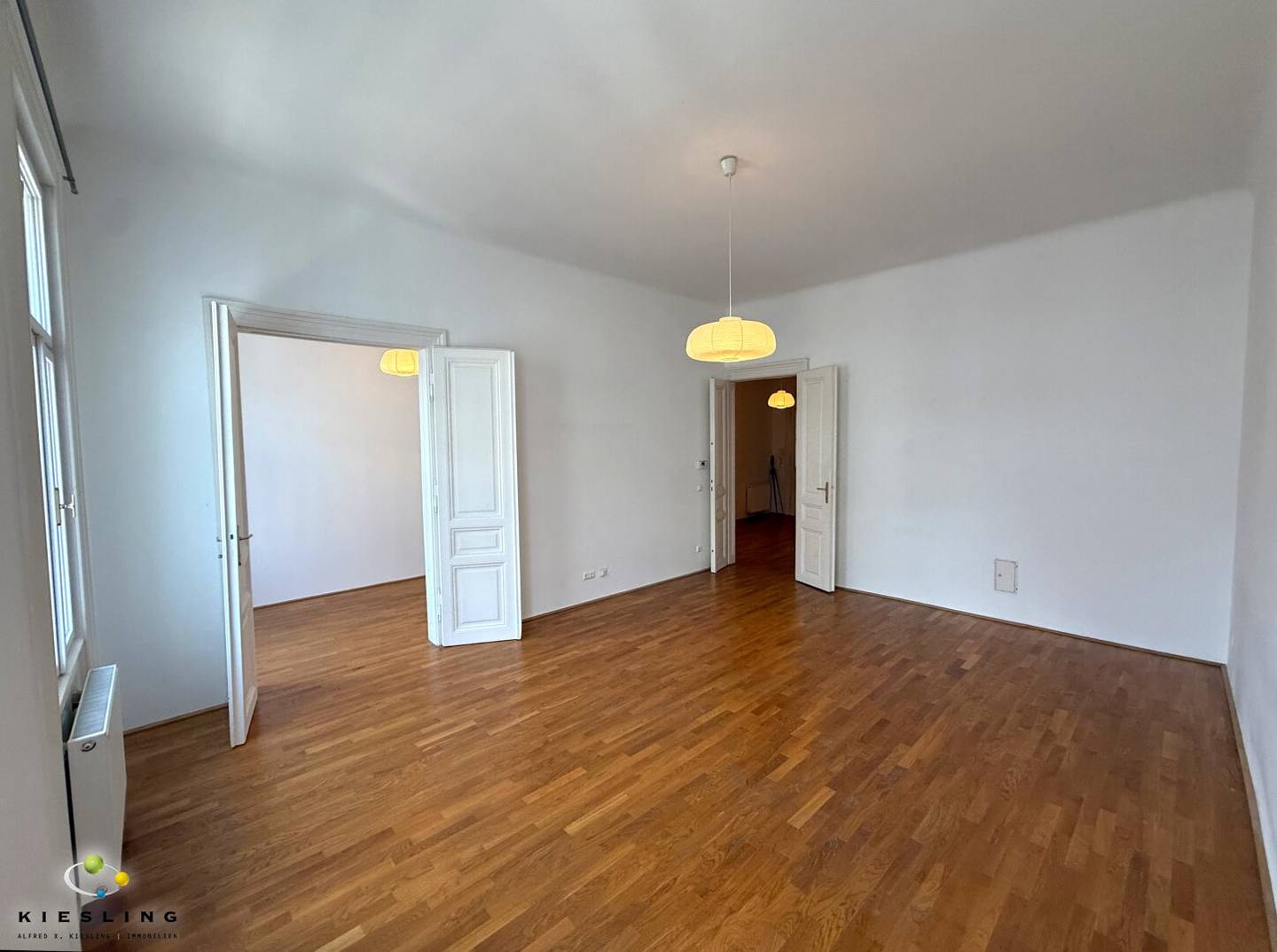MOVE IN AND FEEL AT HOME! 2-room apartment with fully equipped kitchen and storage room Top connection: Near MuseumsQuartier, only 8 minutes walk to the subway