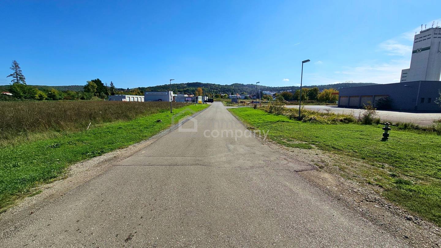 Grundstück in Mannersdorf am Leithagebirge unerschlossen 1000 m²