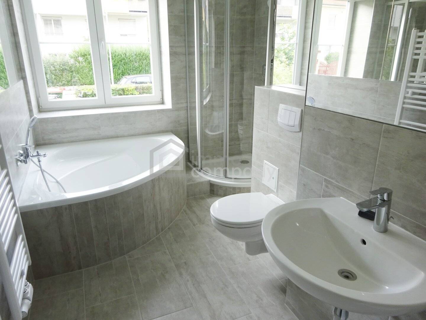 Wohnung mit Garten im Hochparterre Erstbezug
