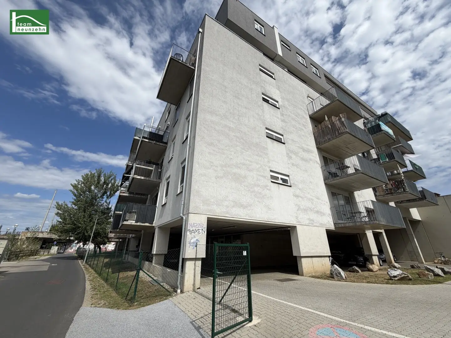 INVESTMENT-WOHNUNGSPAKET ZUM ATTRAKTIVEN PREIS! 2 WOHNUNGEN in gebrauchtem Neubauhaus!