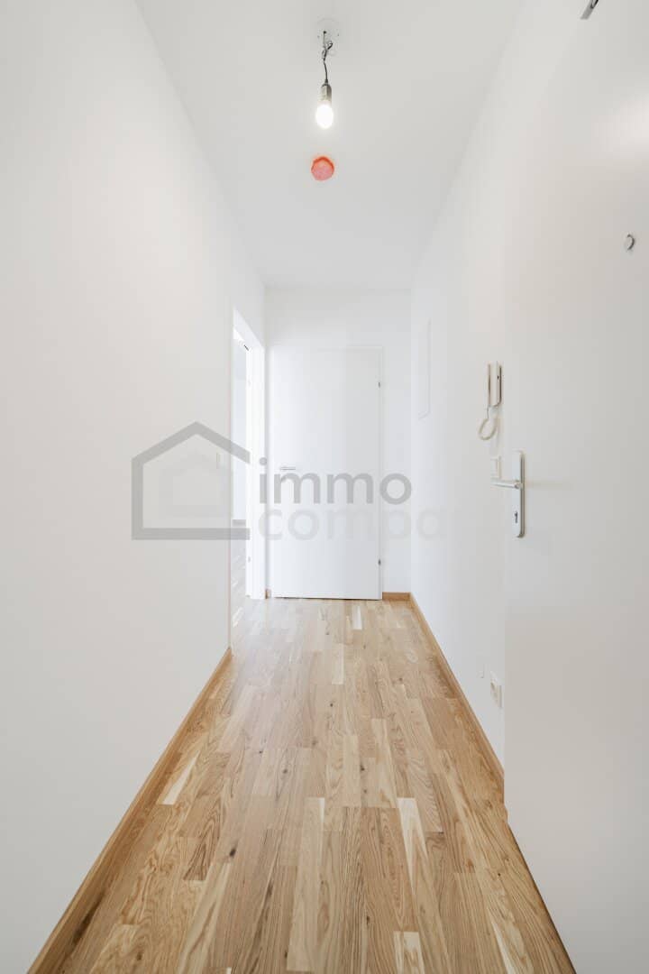 Apartment new build with open kitchen and parking