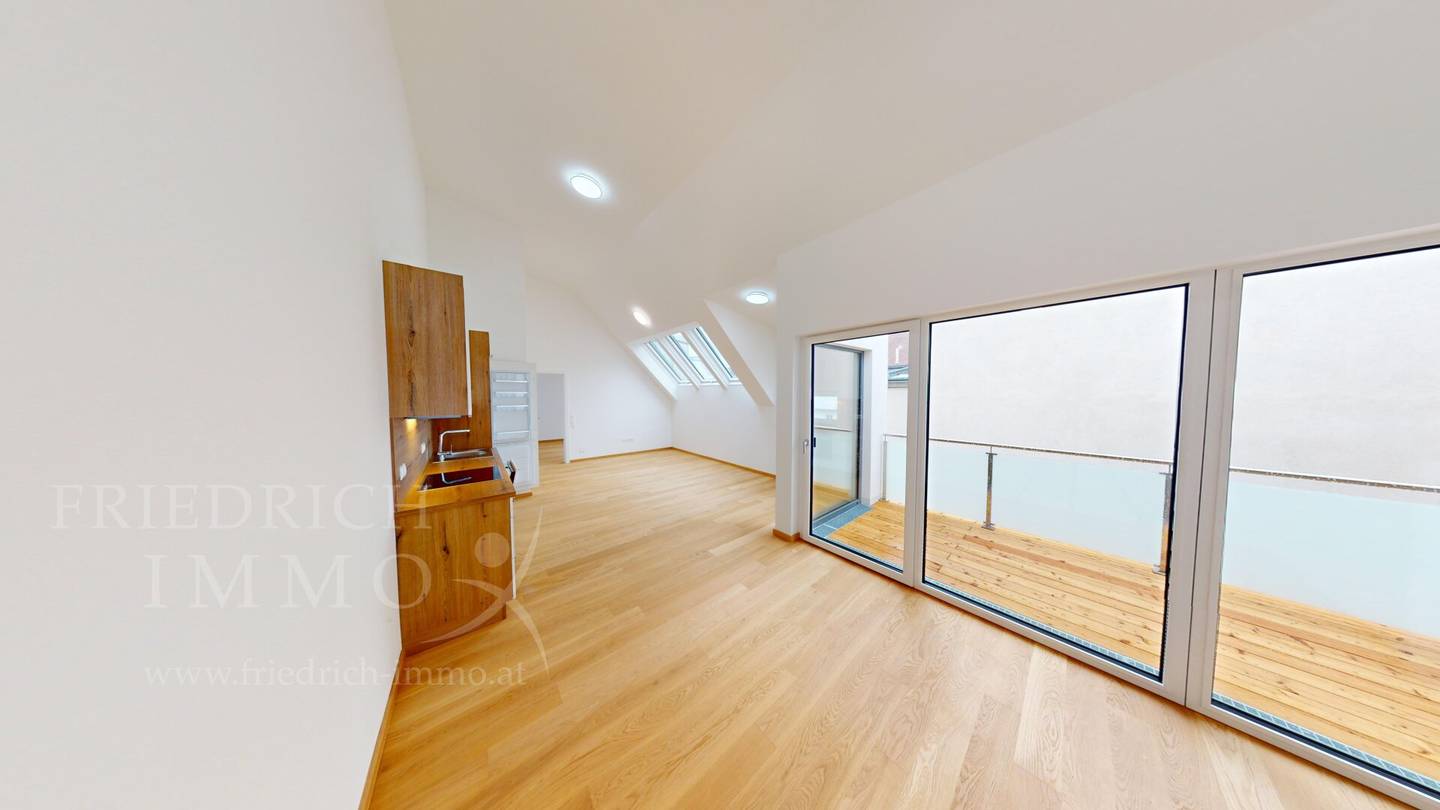 Rented 2-room attic apartment with terrace, investment in the climate-neutral new build, rented until 2034
