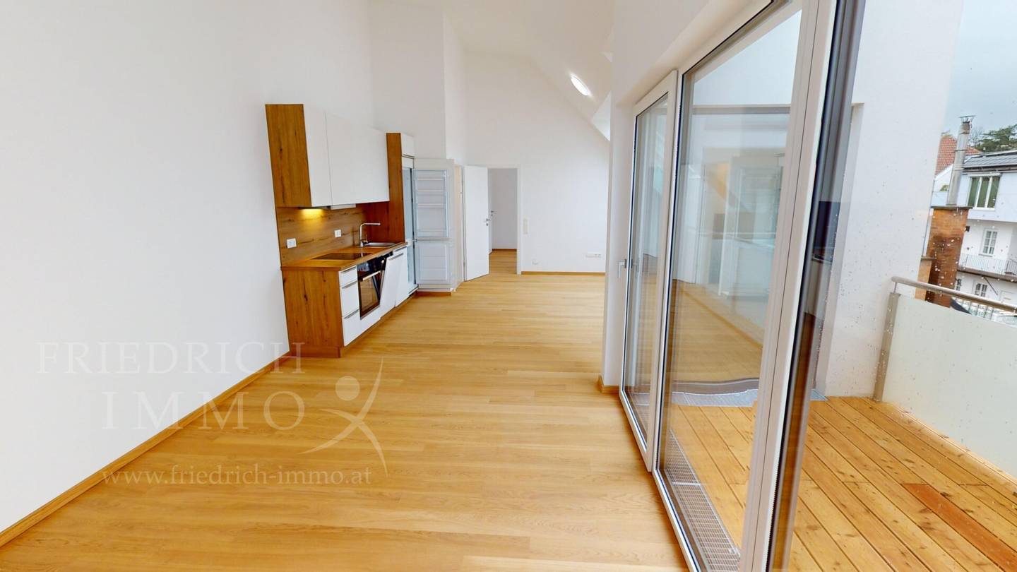 Rented 2-room attic apartment with terrace, investment in the climate-neutral new build, rented until 2034