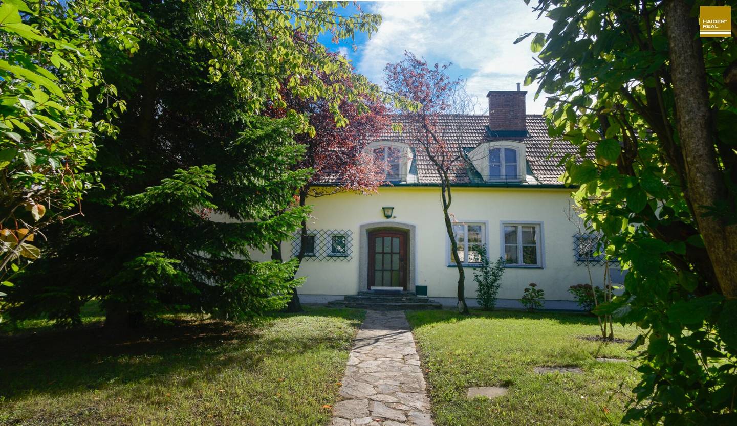 Zentrum! Parkähnliches Gartenareal Einzigartiges Herrenhaus