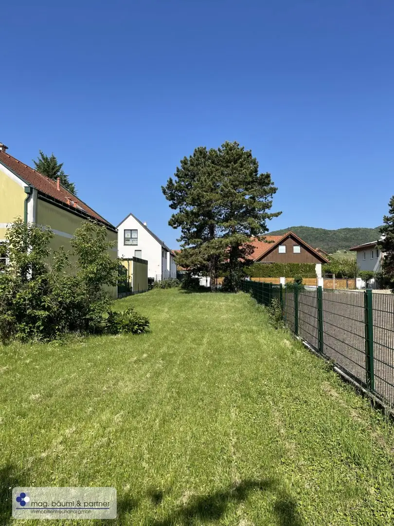 RAUS aus Wien -1 Baugrund, 2 Bauplätze, max. 6 WE