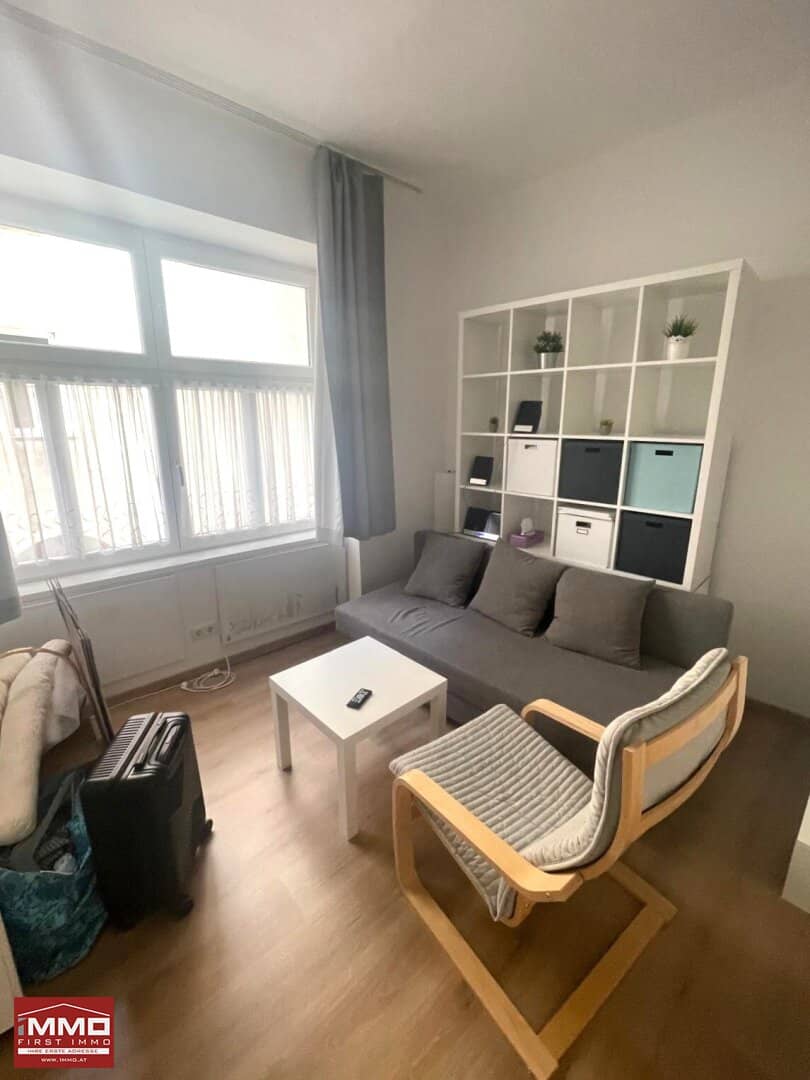 Fully furnished city studio at Augarten completely courtyard-facing