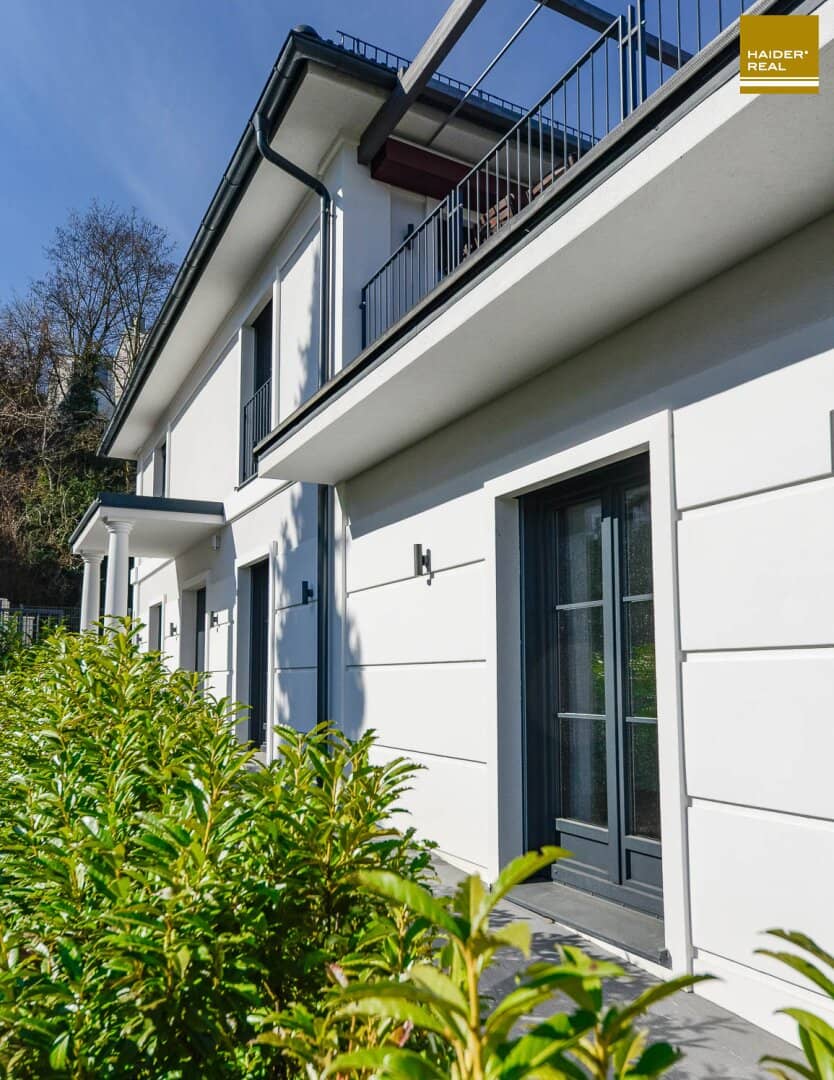 NEU errichtete Villa im Zentrum Meisterklasse der Baukunst