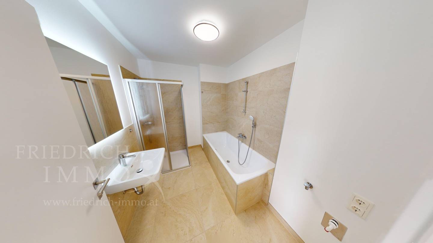 Vermietetes Duplex-Penthouse als Anlage – 145 m², Terrasse und Loggia im klimaneutralen Neubau