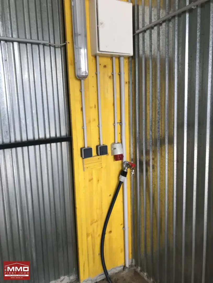 !SOMMERAKTION! €400,- STATT €500,-! LAGERBOX MIT 36m², EBENER ZUFAHRT UND HOHER RAUMHÖHE!
