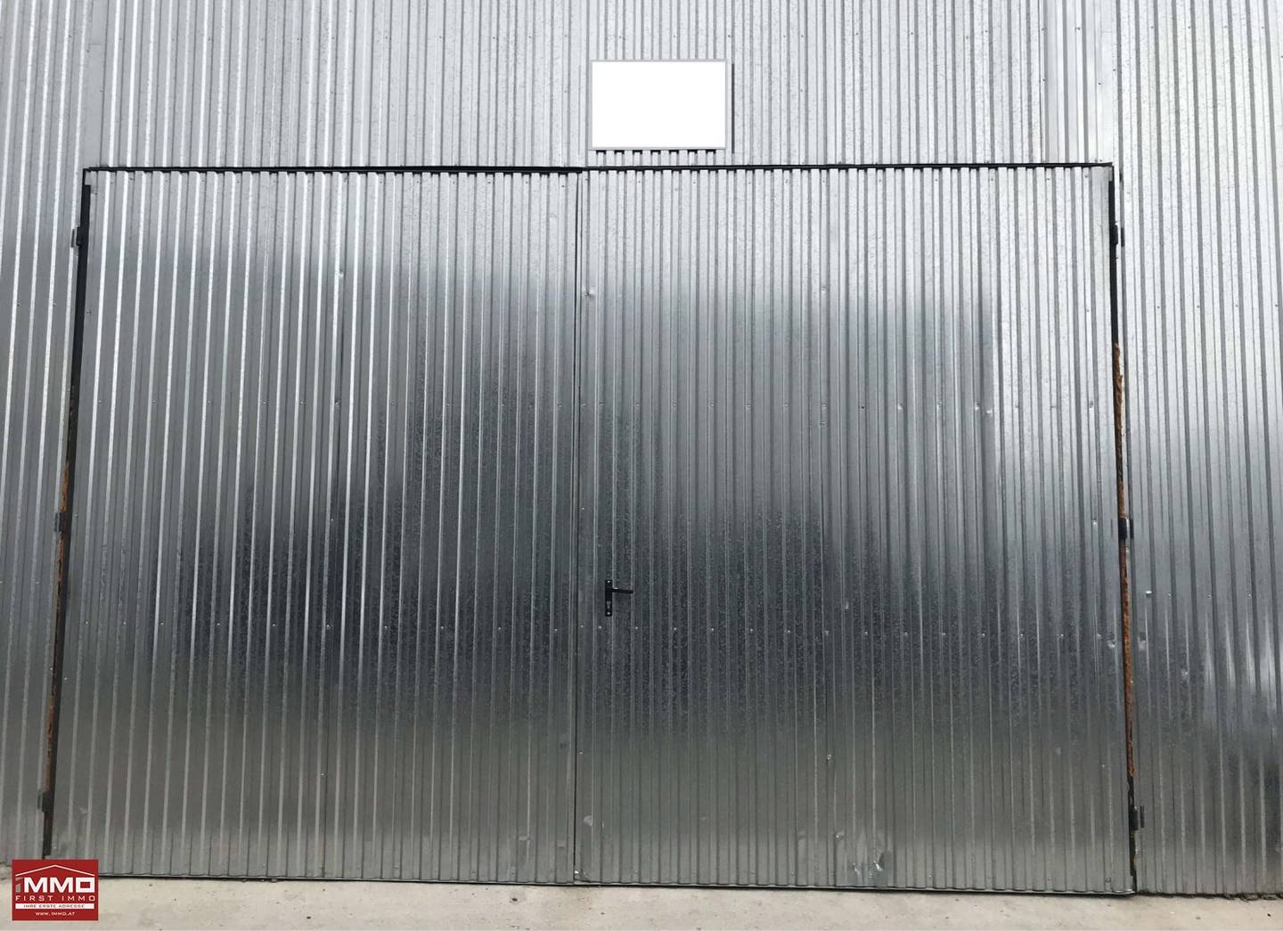 SUMMER PROMOTION! €400 INSTEAD OF €500! STORAGE UNIT WITH 36m², LEVEL ACCESS AND HIGH CEILING!