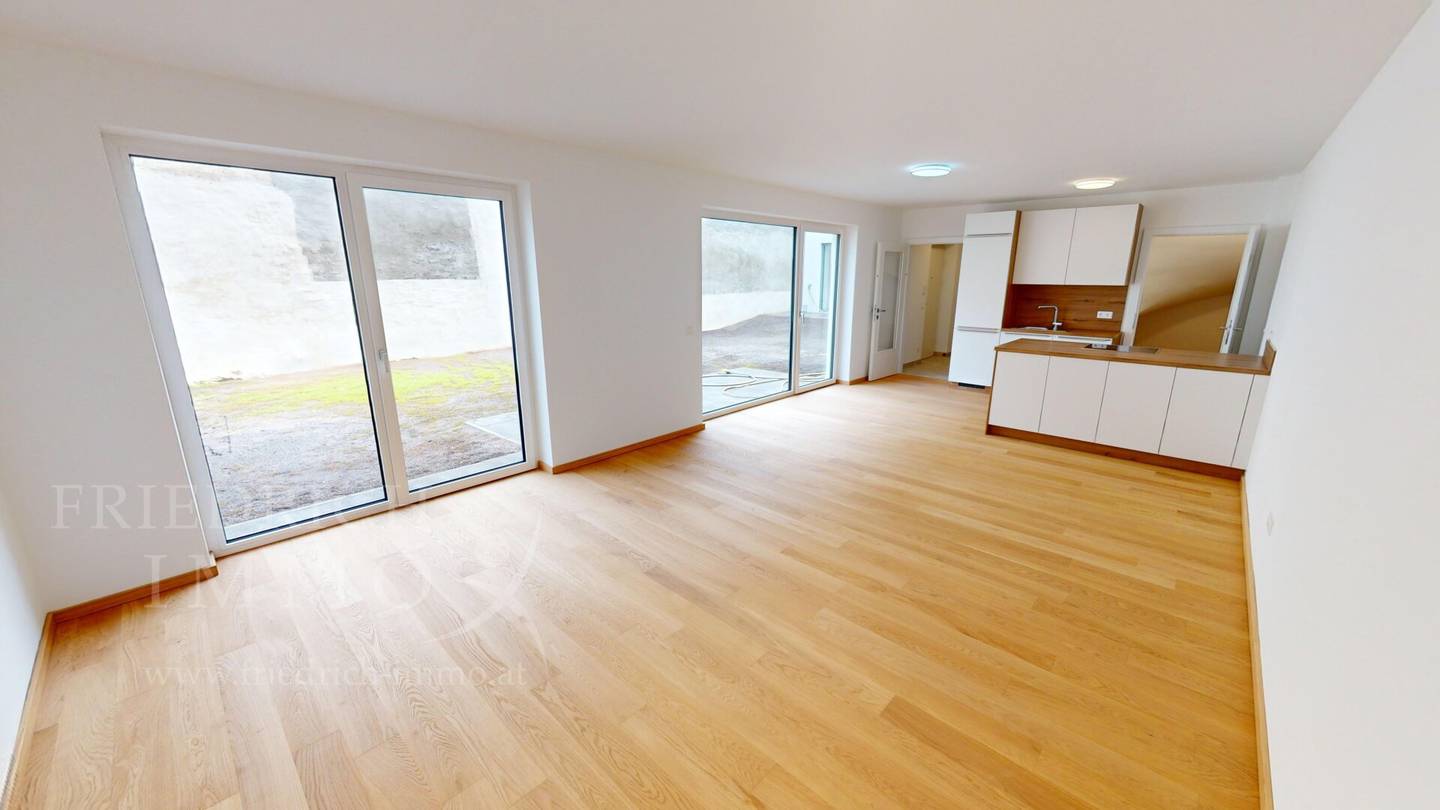 Seltene Gelegenheit: Vermietetes Hofhaus mit Privatgarten in Atzgersdorf – vermietet bis 2034