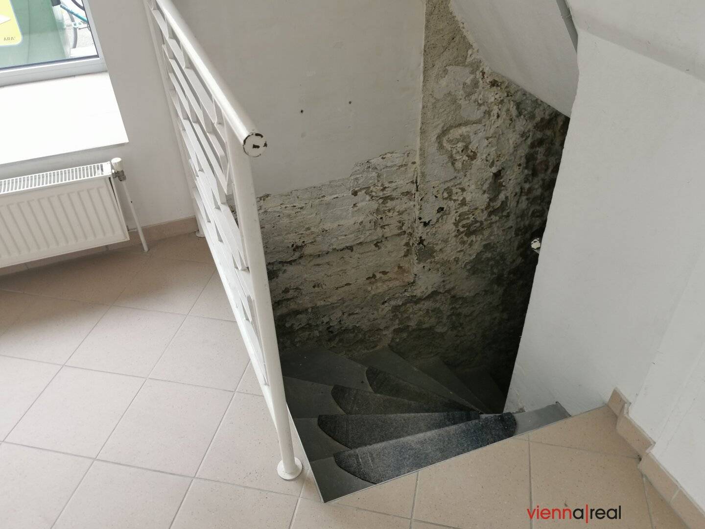 Open-ended - Commercial space on two levels near Franz-Josefs-Bahnhof