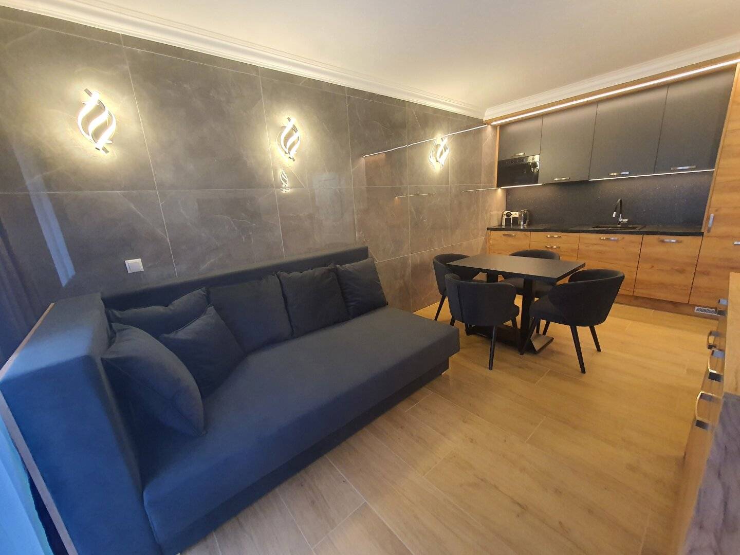 Top Saniertes &amp; neu möbliertes Apartmenthaus mit Garten nähe U4