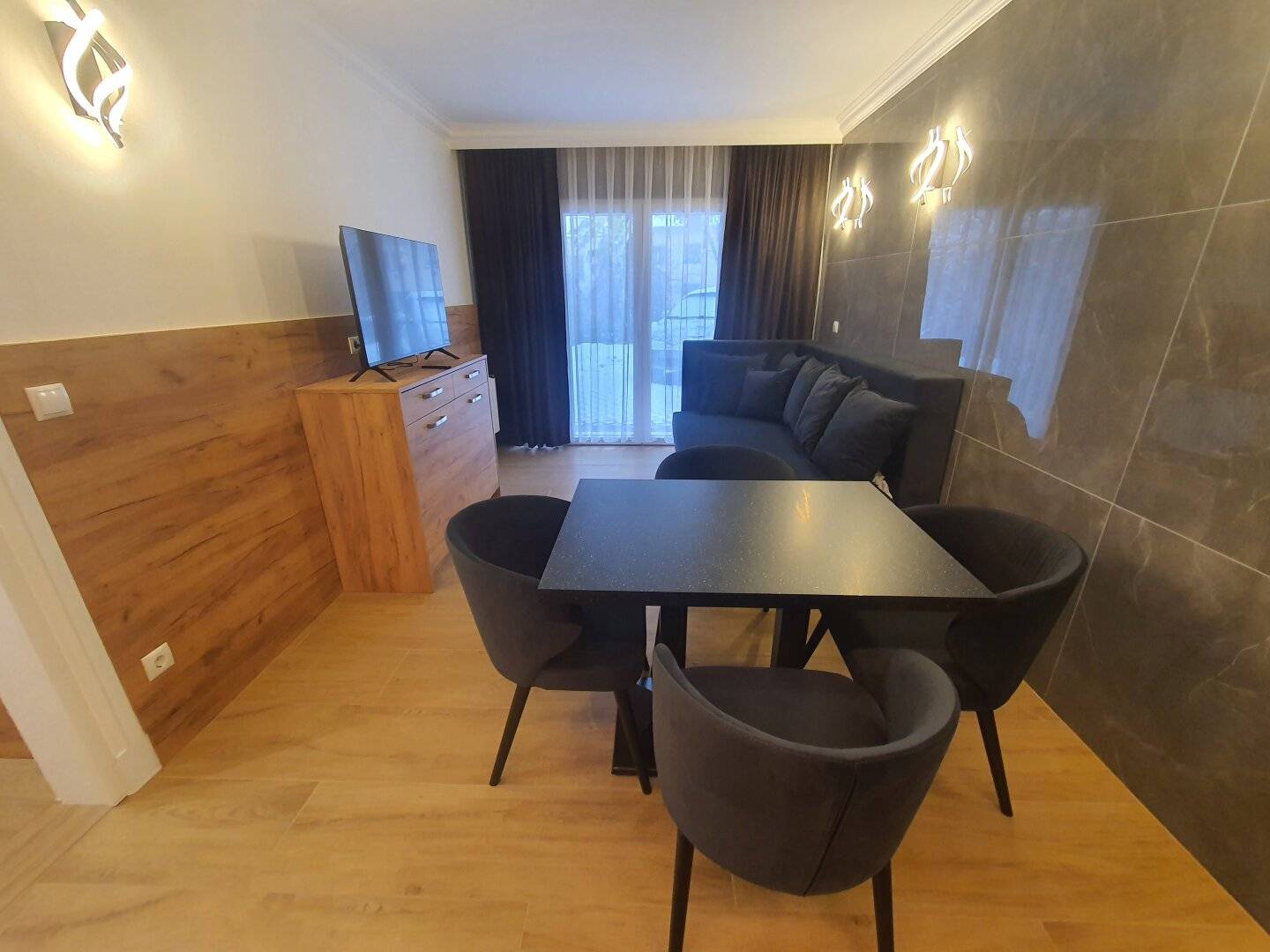 Top Saniertes &amp; neu möbliertes Apartmenthaus mit Garten nähe U4