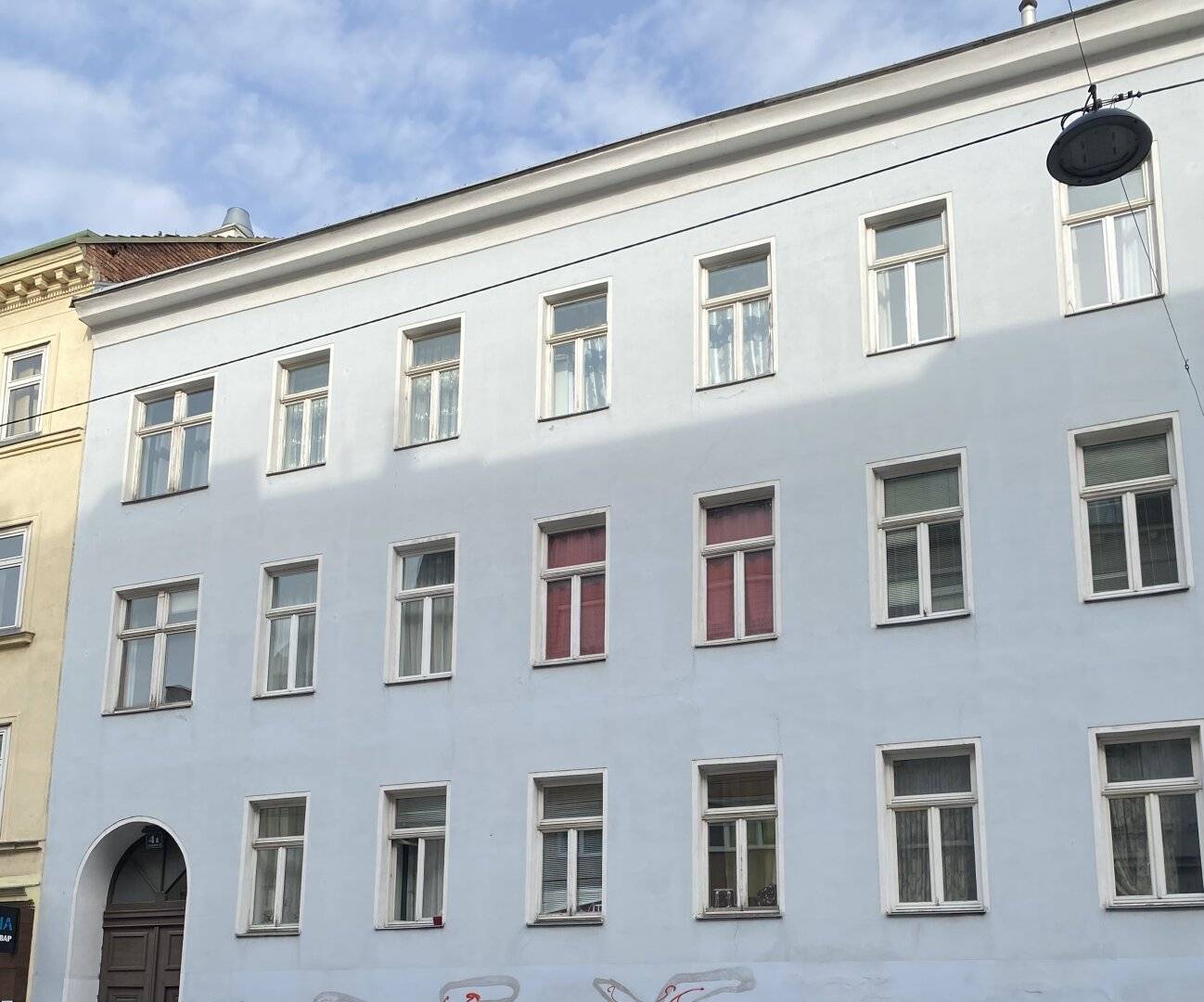 Zinshaus Nähe Viktor Adler Markt