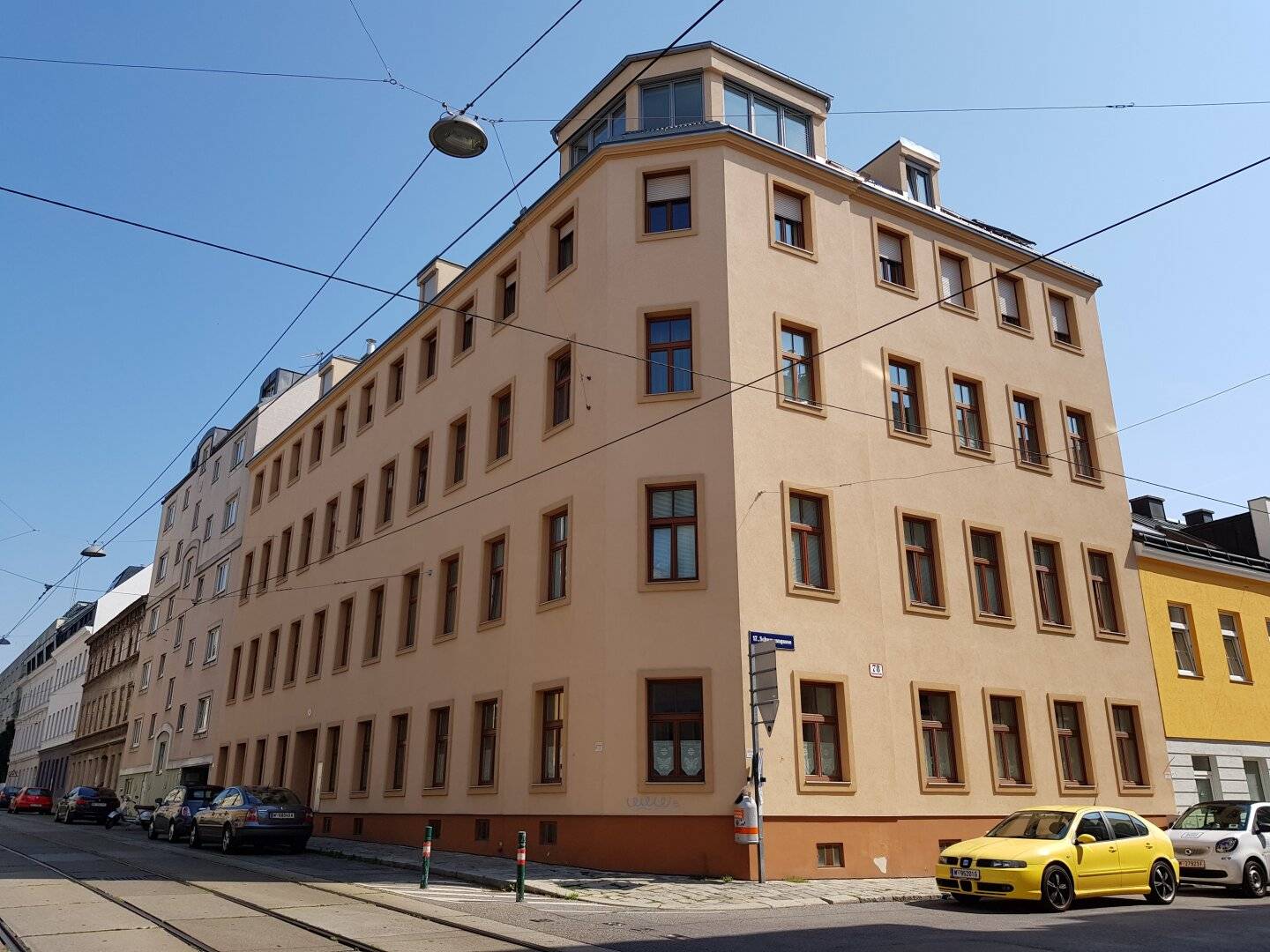Permanently rented apartment in renovated old building with elevator - near Elterleinplatz