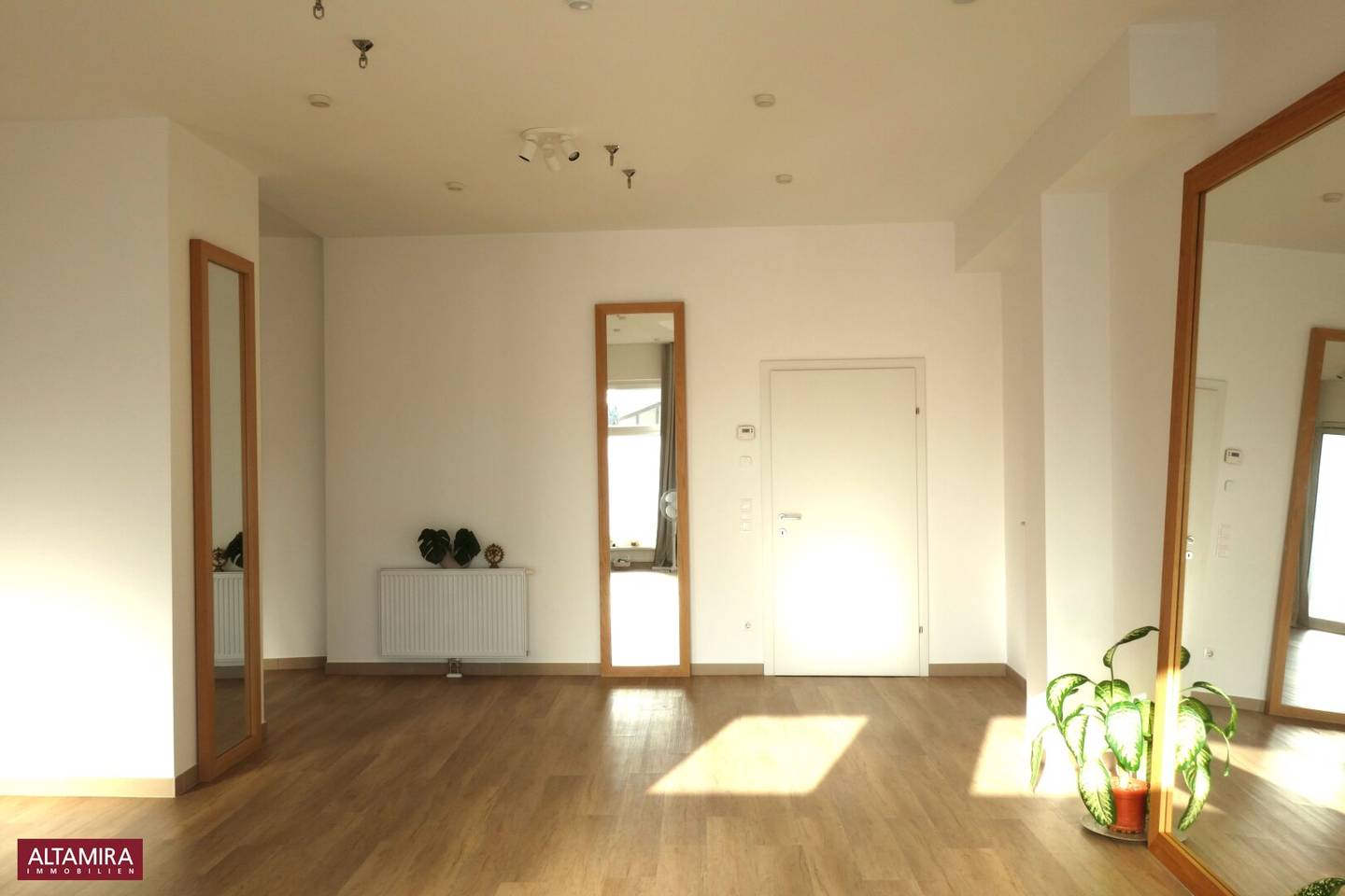 Very nice studio for rent by the day or by the hour