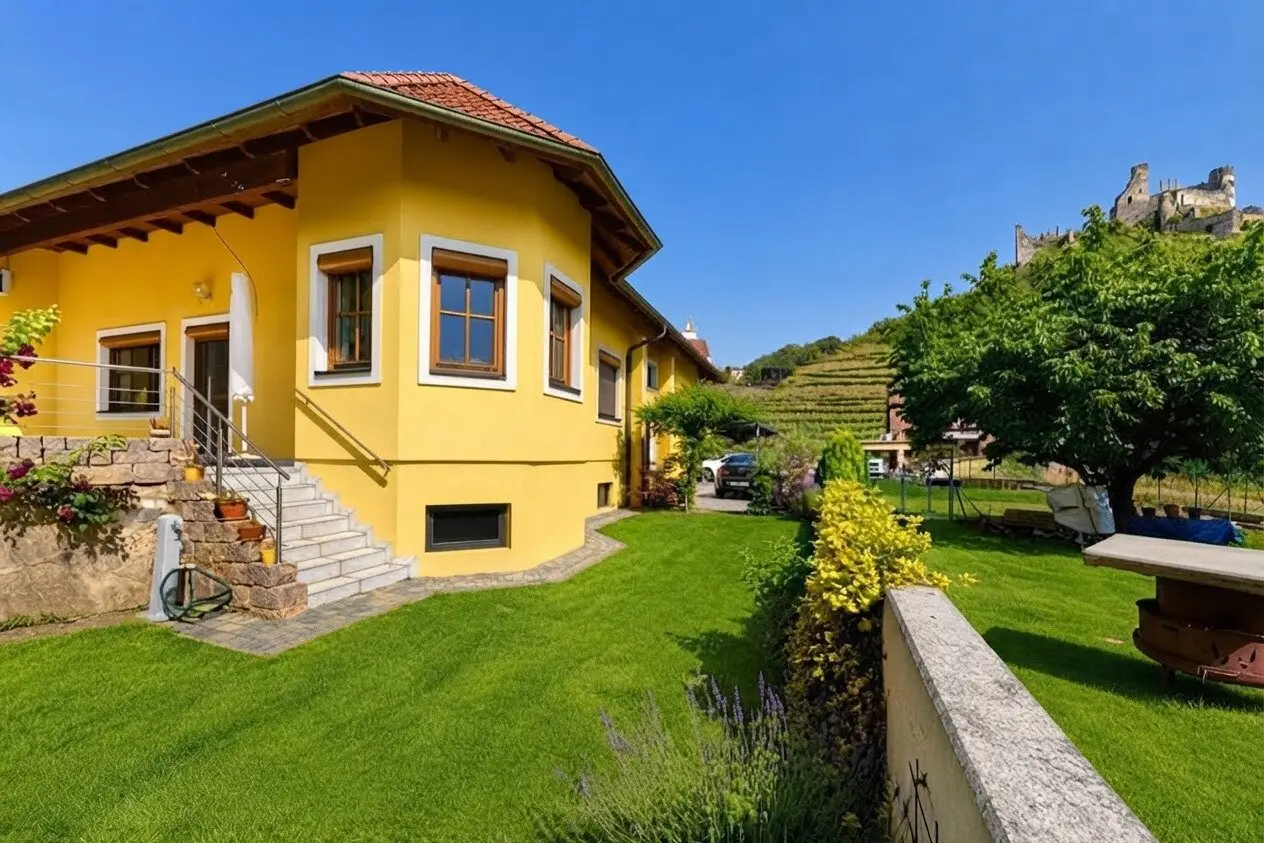 FAMILIENHIT am Tor zur WACHAU | ca. 832m² Grund | ca. 260m² NFL | Hochwertig ausgestattet | Doppelgarage | Garten-Sauna | Ausbaureserve