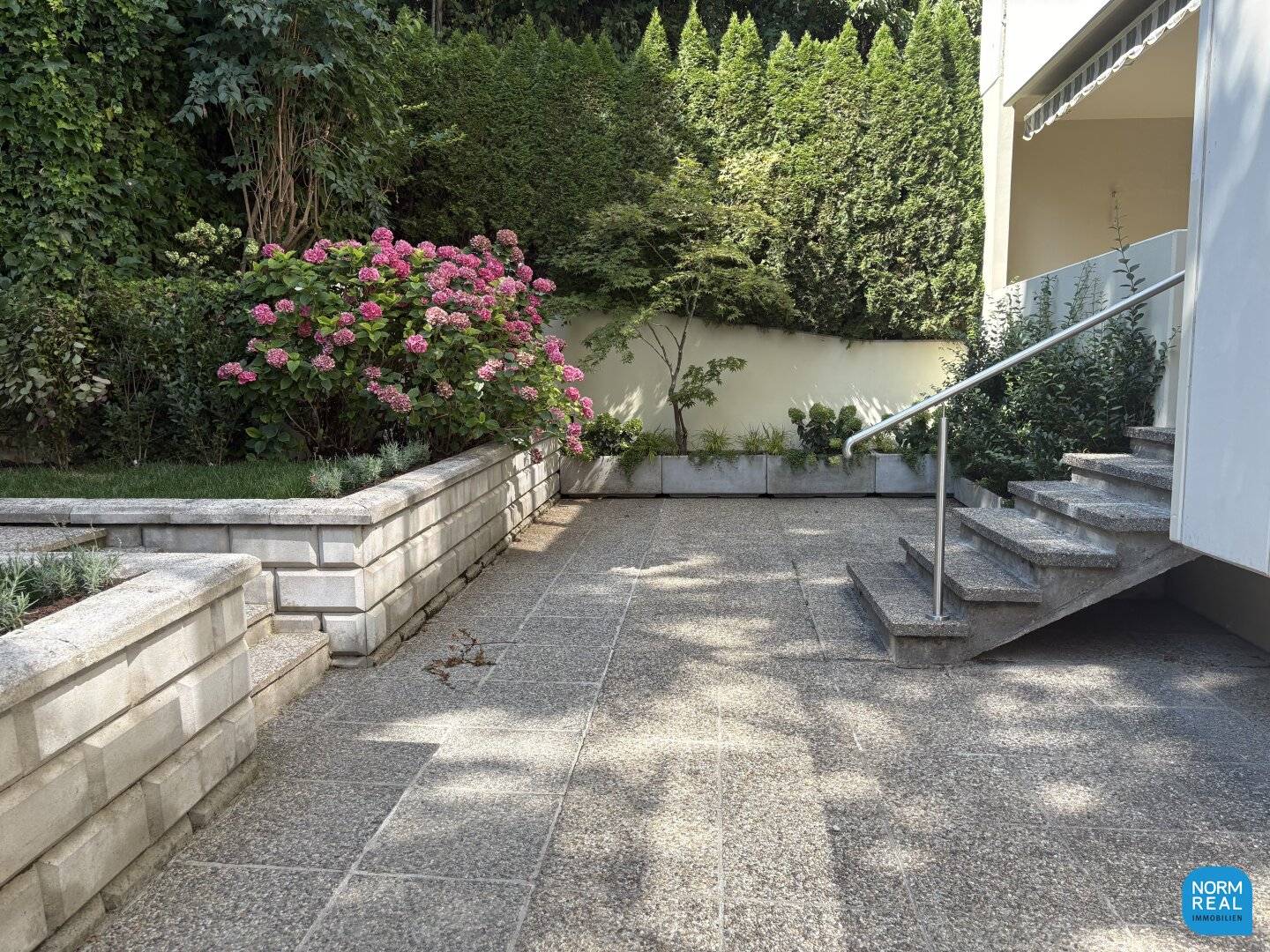 First occupancy: Elegant garden apartment with outdoor pool