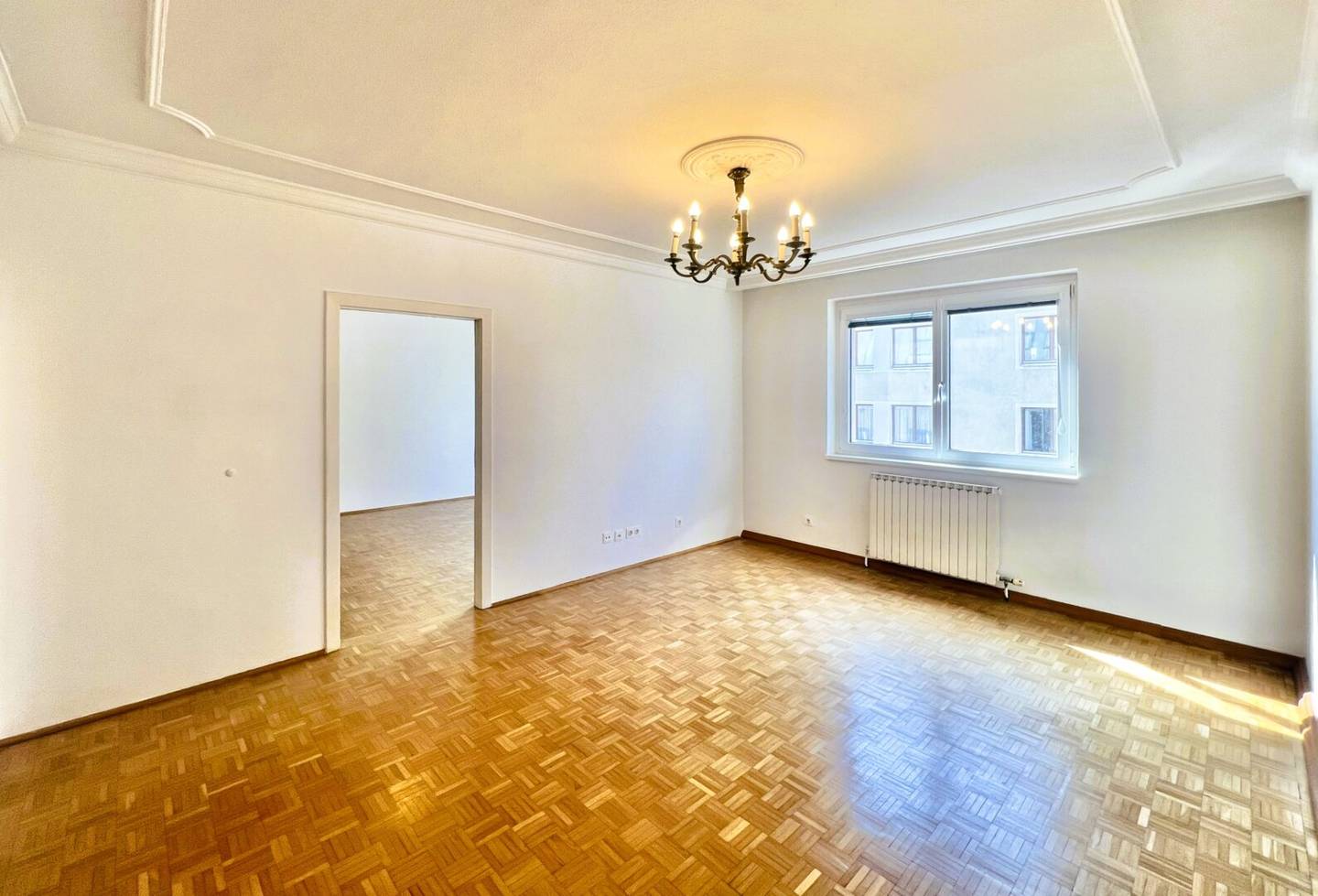 SANIERUNGSJUWEL im 19. Bezirk! 3 Zimmer | ca. 78 m² gew. NFL | Balkon | Keller | 3. Stock