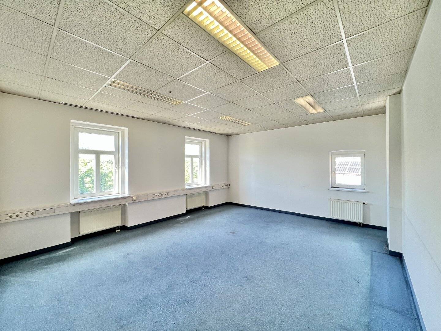 RENDITEHIT | Vollvermietet | ca. € 36.000 Netto-Ertrag | Indexierte Mieten | ca. 554m² NFL | ca. 343m² Grund