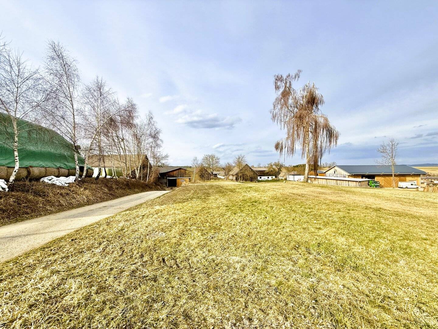 ABBRUCH-NEUBAU-Projekt | Bezirk Waidhofen a.d. Thaya | ca. 2.775 m² Grund | Vielseitige Bebauung möglich | leichte Hanglage | Tierhaltung möglich