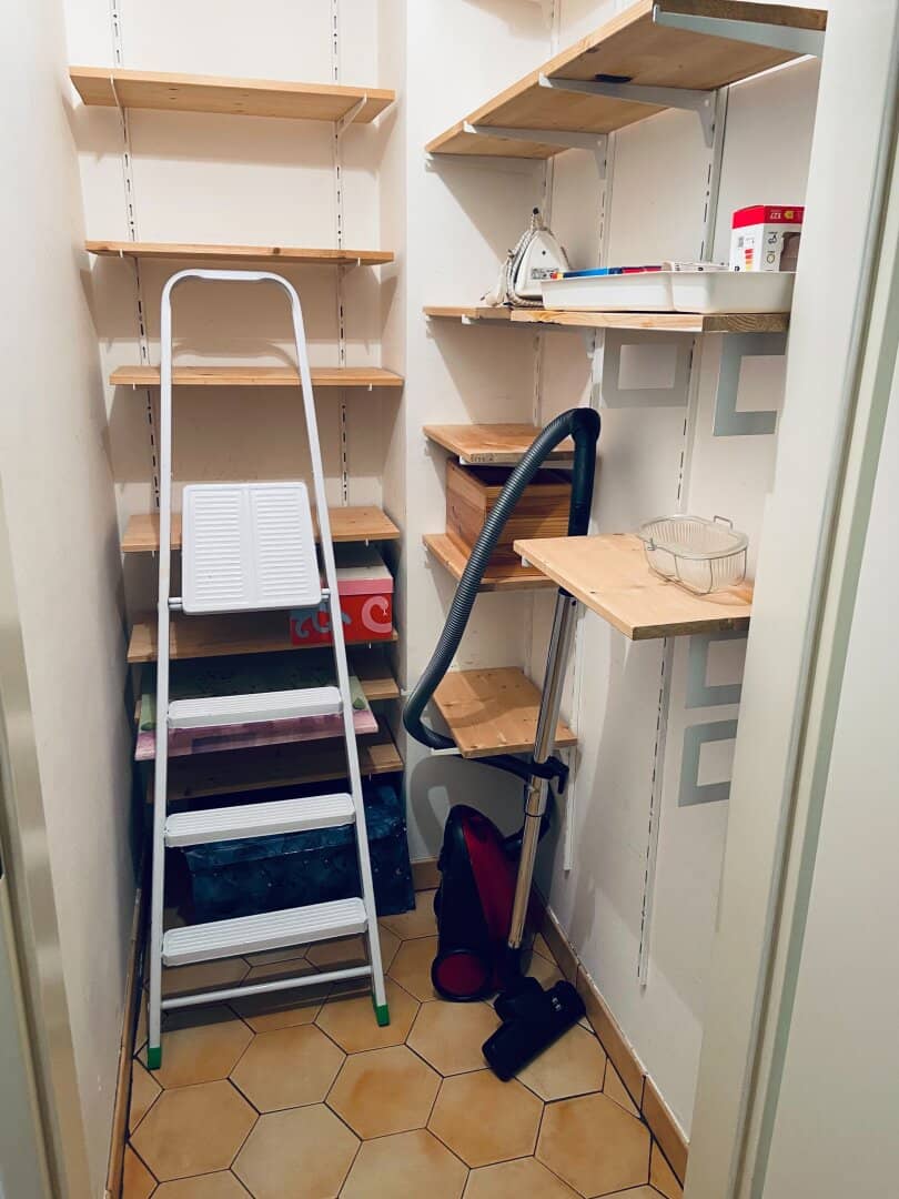 Nice bright one-room apartment