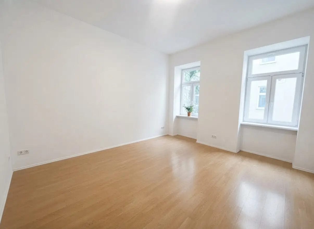 MODERN SINGLE APARTMENT | 1 Room | approx. 30 m² living area | courtyard quiet location | 1st floor
