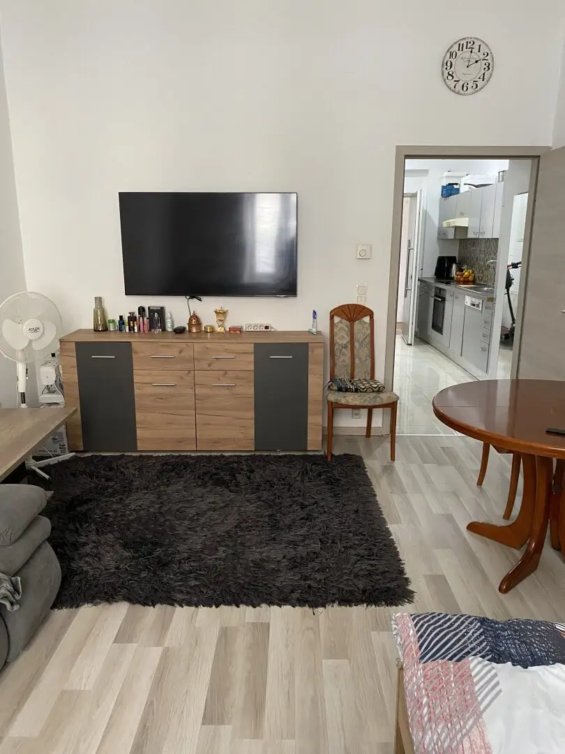 Small old building apartment near Hannovermarkt