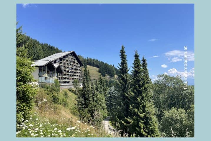 WOHNEN ÜBER DEN BERGEN