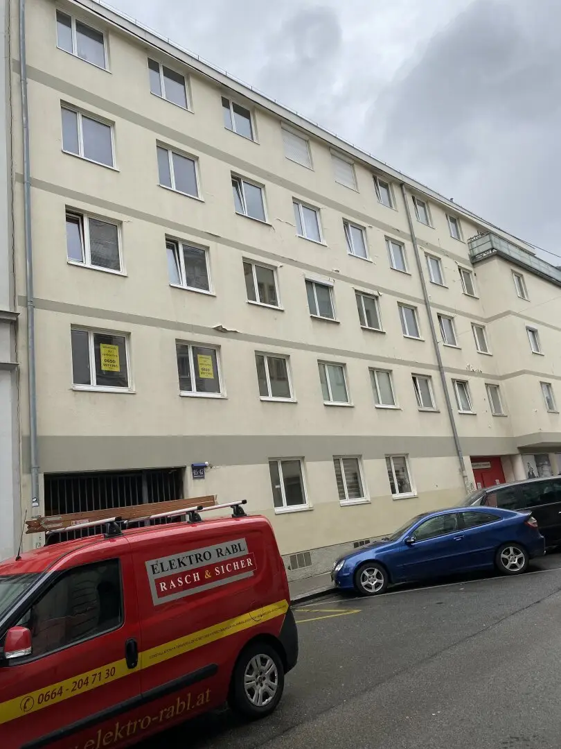 Erstbezug nach Generalsanierung --Helle 3-Zimmer-Wohnung nahe Brunnenmarkt..