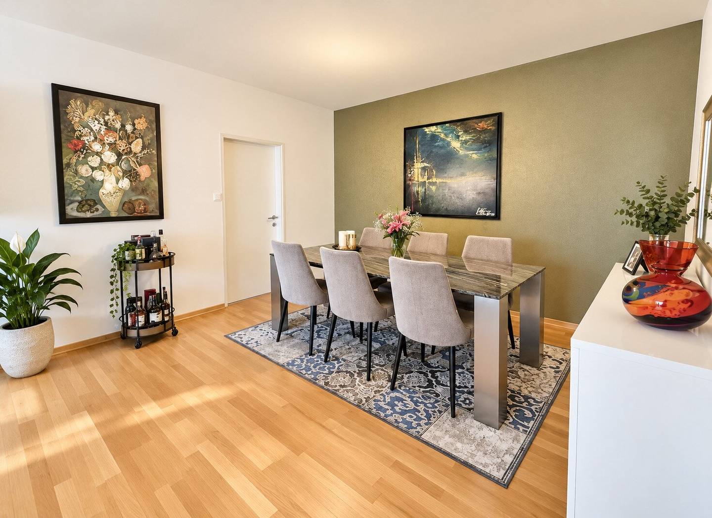 Living Quality Simmering | approx. 110 m² weighted usable area | 4 rooms | Balcony | Kitchen | Elevator | Optional car parking space