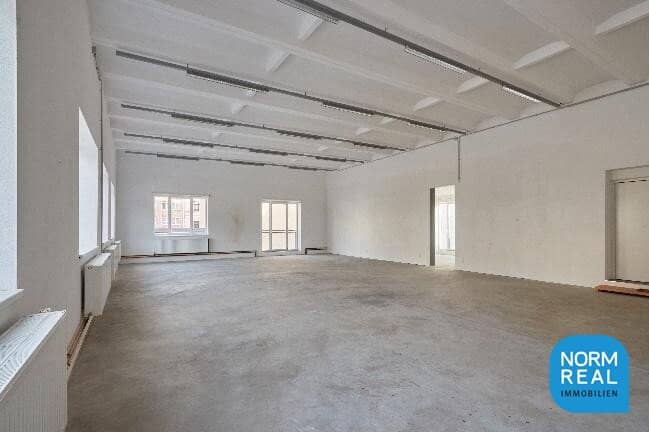 Modern office or practice at Paulusplatz