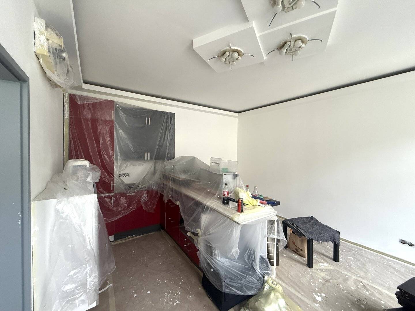 MODERN ATTIC APARTMENT | 1 room | approx. 30 m² living area | quiet courtyard location | 3rd floor
