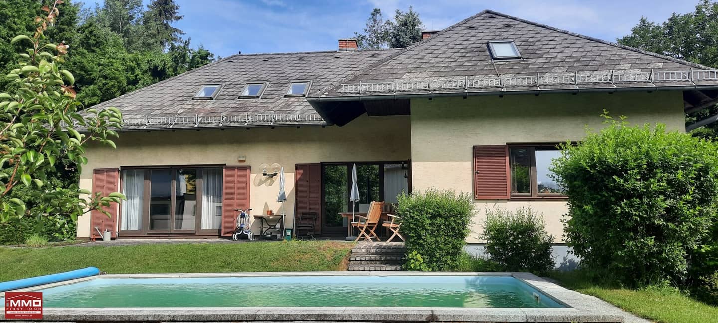 PROVISIONSFREI - GROSSES EF-HAUS MIT POOL UND ZWEI GARAGEN, neuer Preis!!!