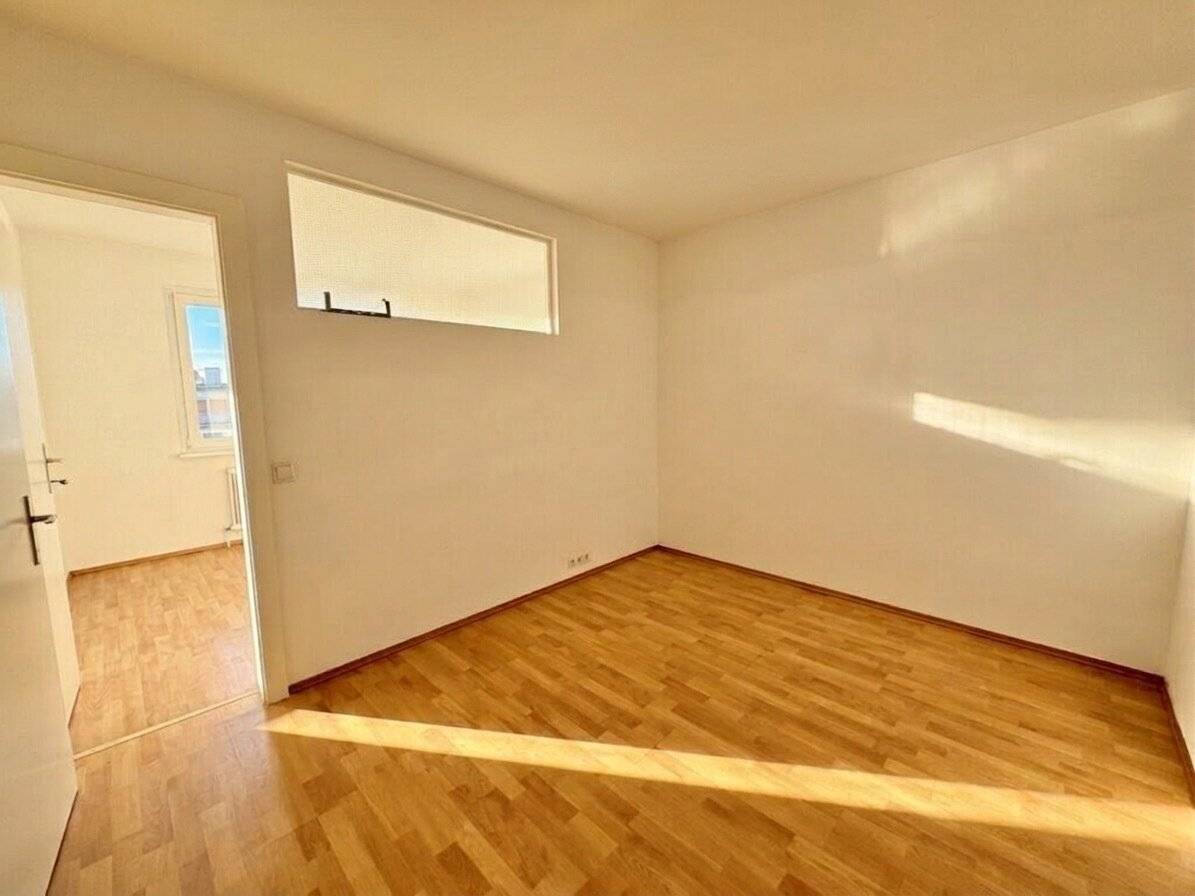 Move in ready | 3 room apartment in Vienna Meidling | approx. 62 m² living area | 6th floor | Top infrastructure
