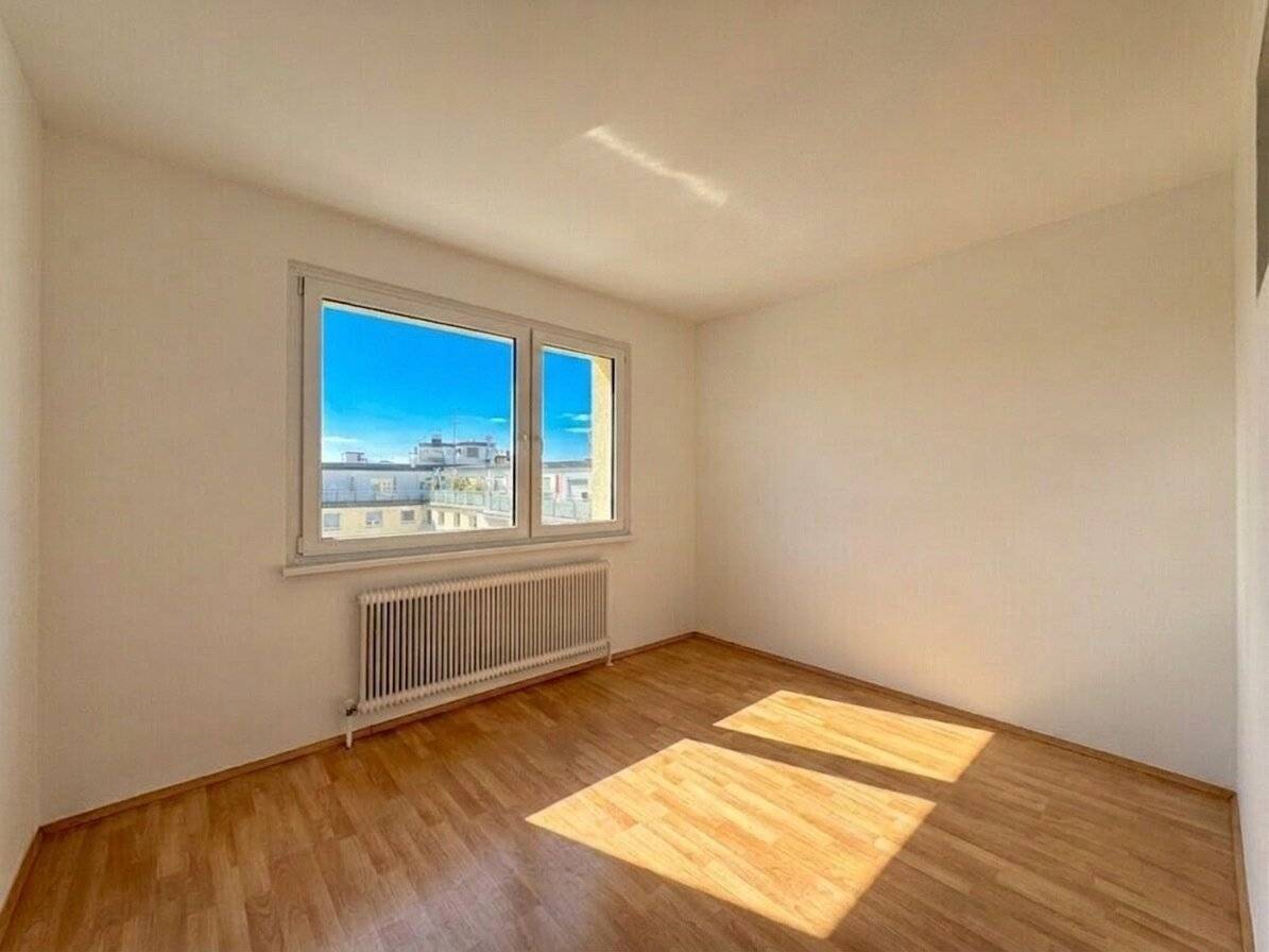 Move in ready | 3 room apartment in Vienna Meidling | approx. 62 m² living area | 6th floor | Top infrastructure