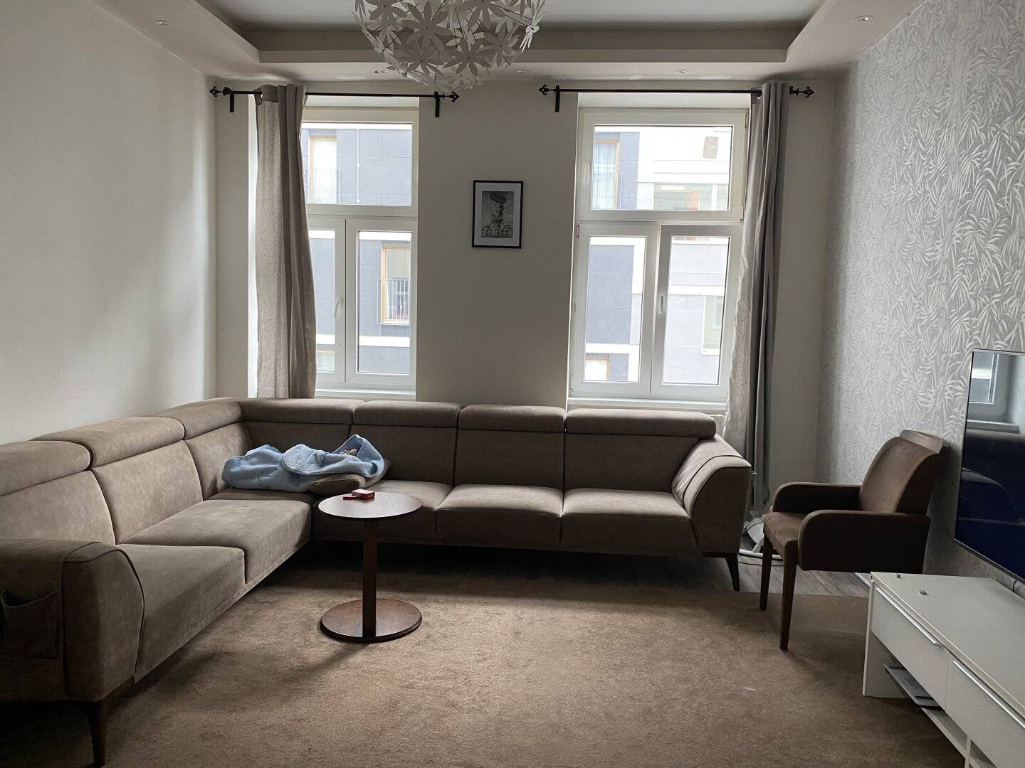 Period apartment with elevator near Wien Traisengasse station