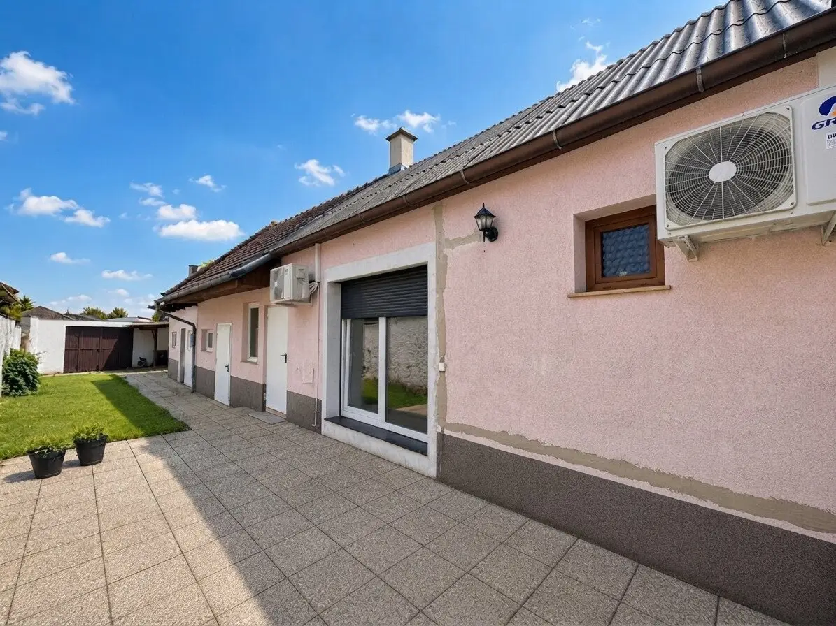 Bungalow mit Charme und Potenzial – Moderne Einbauküche - 4 Zimmer - Klima - Garten!