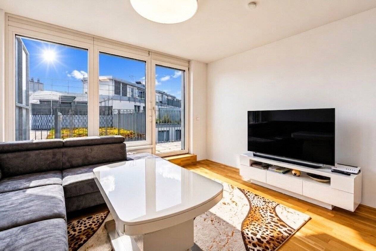ROOFTERRACE APARTMENT at Wienerberg | Built in 2018 | 3 rooms | approx. 70.6 m² usable area | Elevator | Double garage