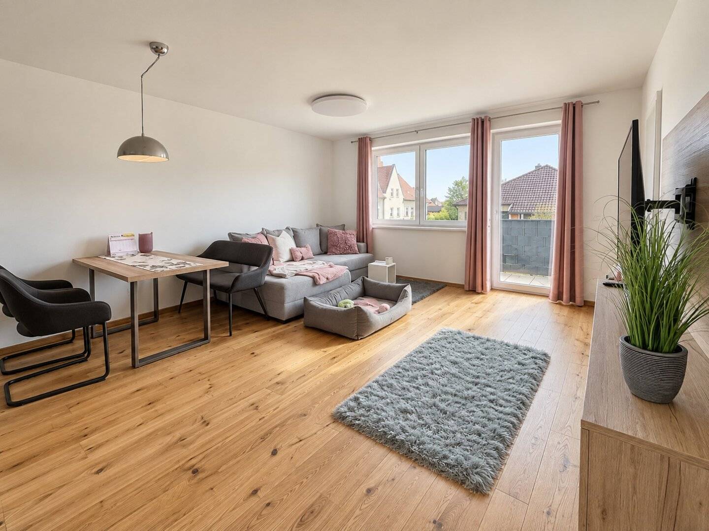 Attractive investor or starter apartment | 2 rooms | balcony | parking space | approx. 51 m² weighted usable floor area