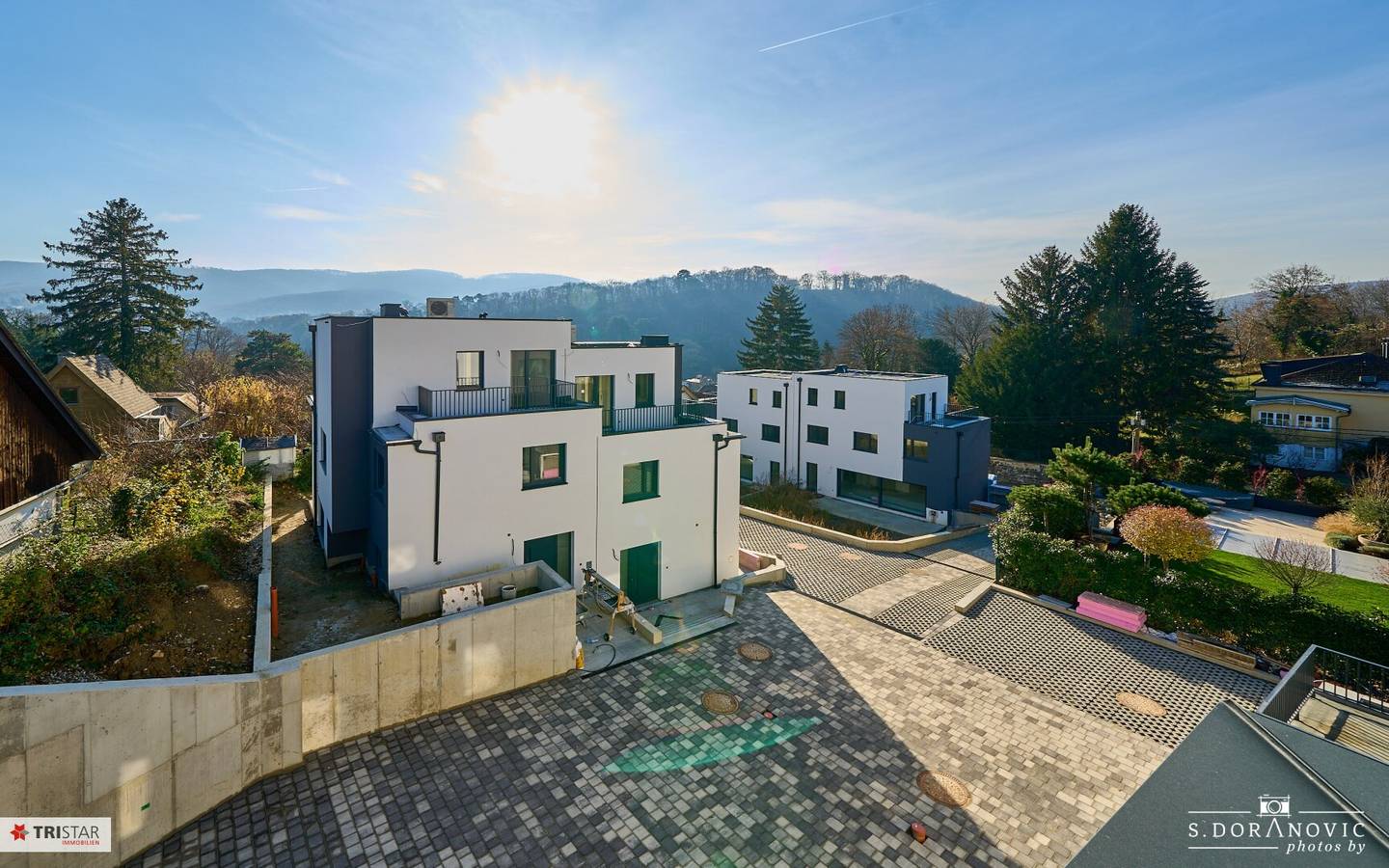 NEU! SCHLÜSSELFERTIG ++ EIGENGRUND: KEIN PACHT- ODER BAURECHT ++ ZIEGELMASSIV ++ KELLER ++ PKW-STELLPLÄTZE ++ KLOSTERNEUBURG ++