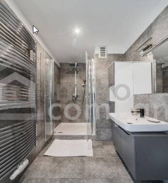 Wohnung bright and quiet with good transport links