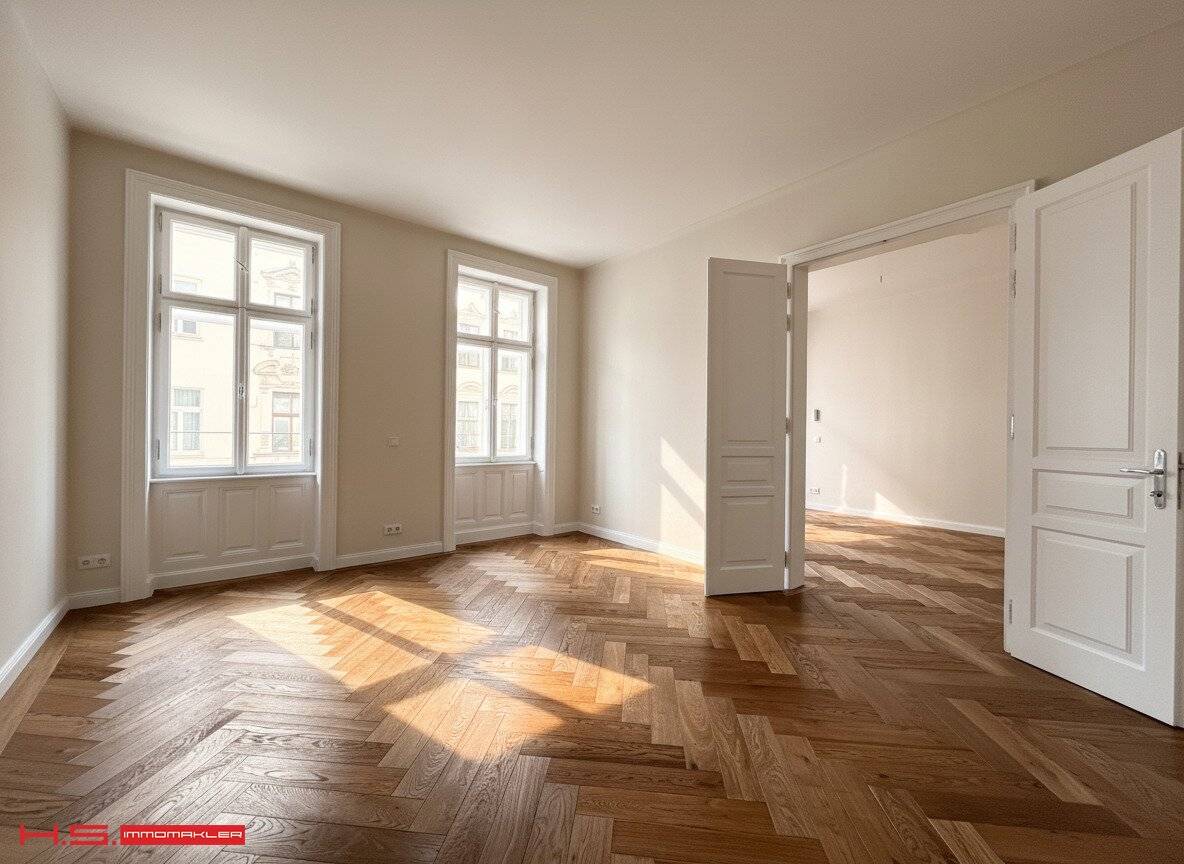 AT THE NEW PRICE - FIRST OCCUPANCY - HIGH END STANDARD - 4 ROOMS (!) - 2 BATHROOMS - 2 WCs - RENOVATED PERIOD JEWEL
