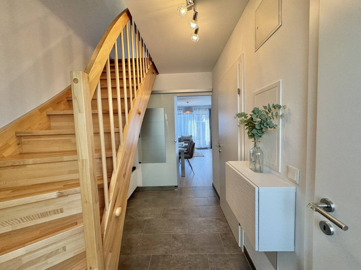 SUMMER PROMOTION | Modern terraced house | Fully furnished | 3 rooms | Garden | Car parking space