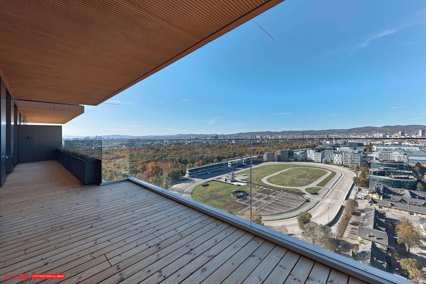 THE GREENVIEW TOWER - LUXURY LIVING on 6-star level with full service - magnificent panoramic view - 30m² balcony - 25th penultimate floor - infinity pool - wellness - garage